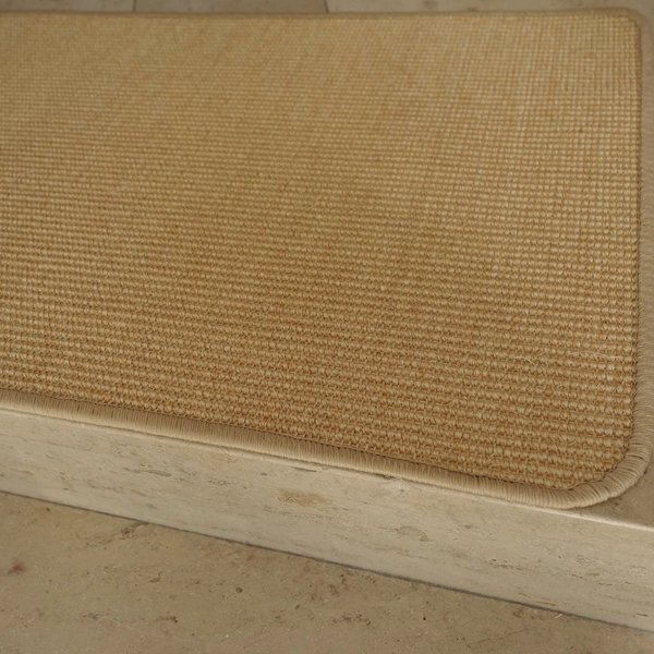 Stufenmatte ohne Winkel Sisal Bouclé fein Farbe 07 Natur Sand